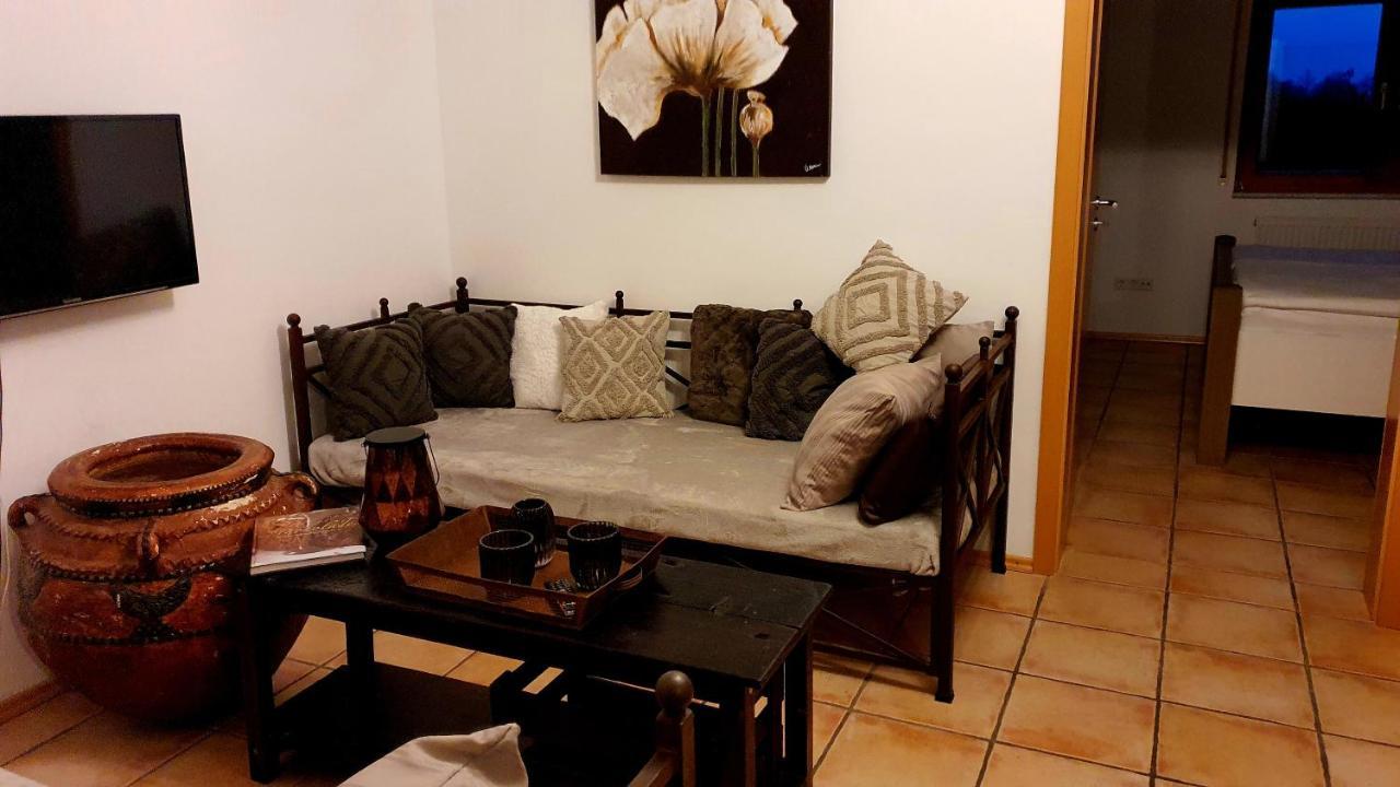 Wohnen Im Orientalischen Ambiente Apartment Harthausen  ภายนอก รูปภาพ